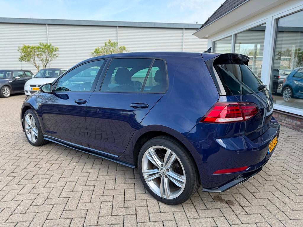 Volkswagen Golf 7.5 /1.4/ R-Line/ Carplay/ 18'', Auto's, Volkswagen, Voorwielaandrijving, 125 pk, Gebruikt, 4 cilinders