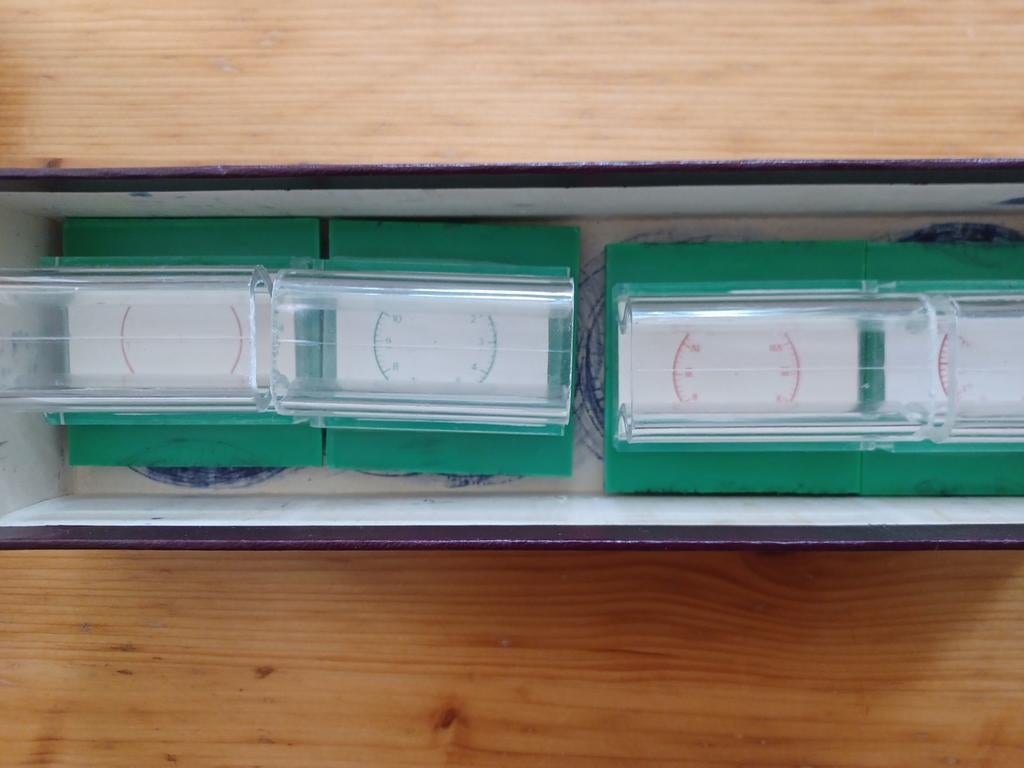 Schoolstempels klokstempels klok stempels in doos, Antiek en Kunst, Ophalen of Verzenden