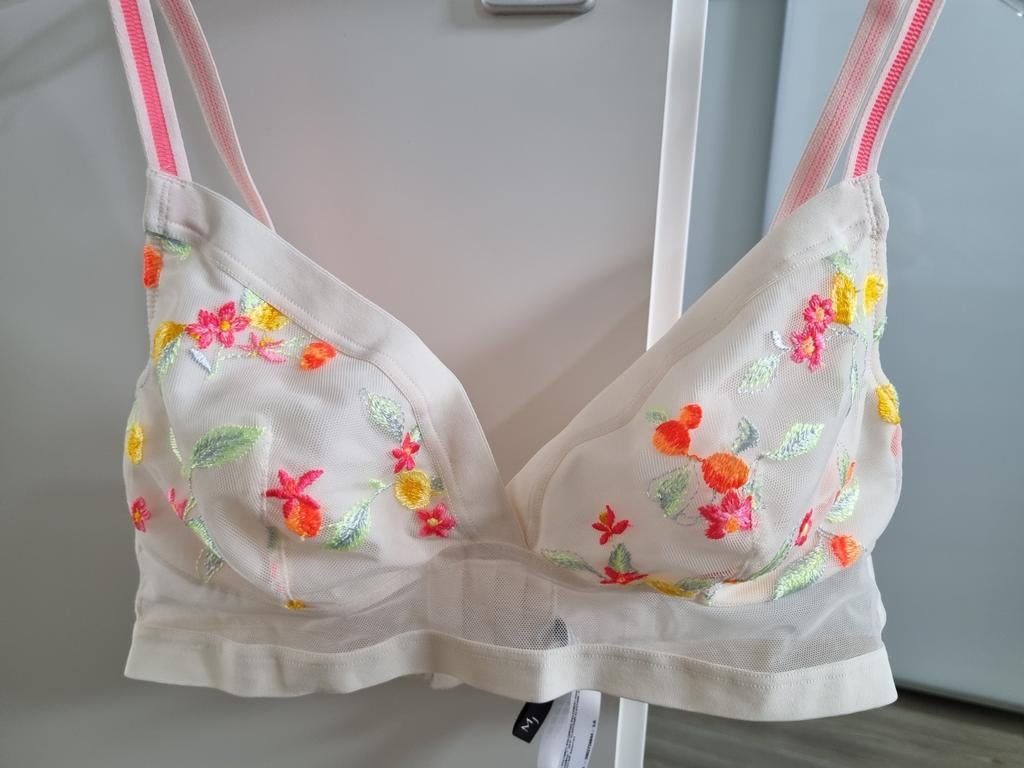 Prachtige bh van Marie Jo. Maat 85A. Nieuw. Supermooi!, Marie Jo, Ophalen of Verzenden, Beige, BH