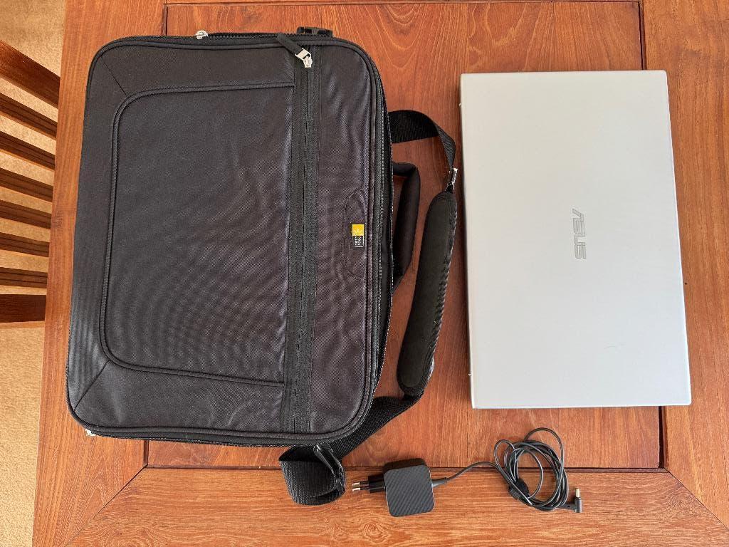 ASUS Vivobook 17 inch, Full HD, 512 GB SSD, 8GB, Windows 11, Qwerty, 8 GB, Zo goed als nieuw, Intel i3