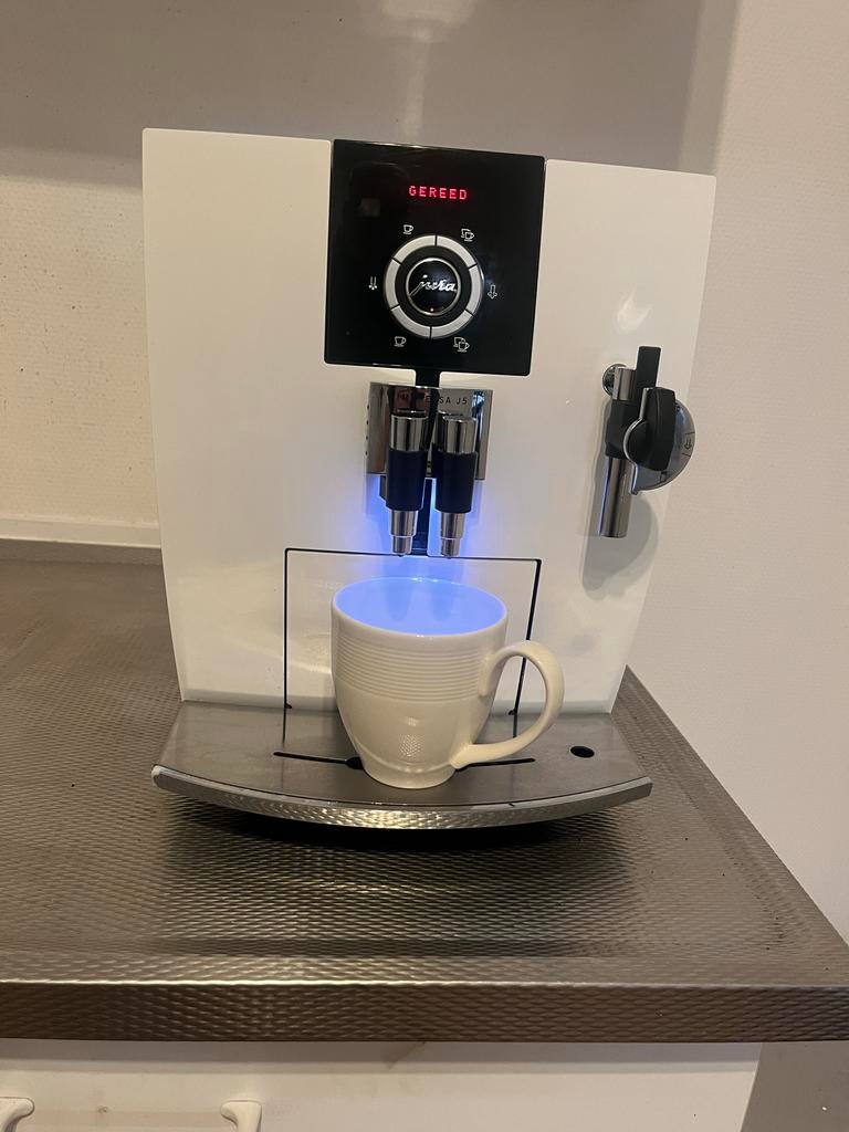 Jura Impressa J5 koffiezetapparaat, “mooie tellerstand “, Stoompijpje, Koffiemachine, Refurbished, Koffiebonen