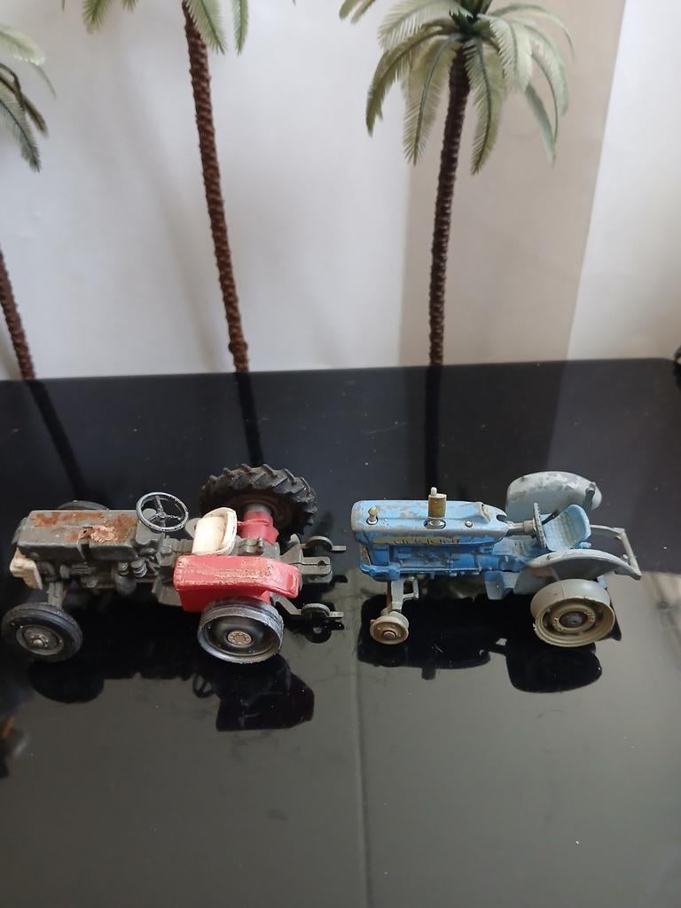 2x Corgi toys tractor.  Opknappers, Ophalen of Verzenden, Gebruikt, Tractor of Landbouw, Corgi