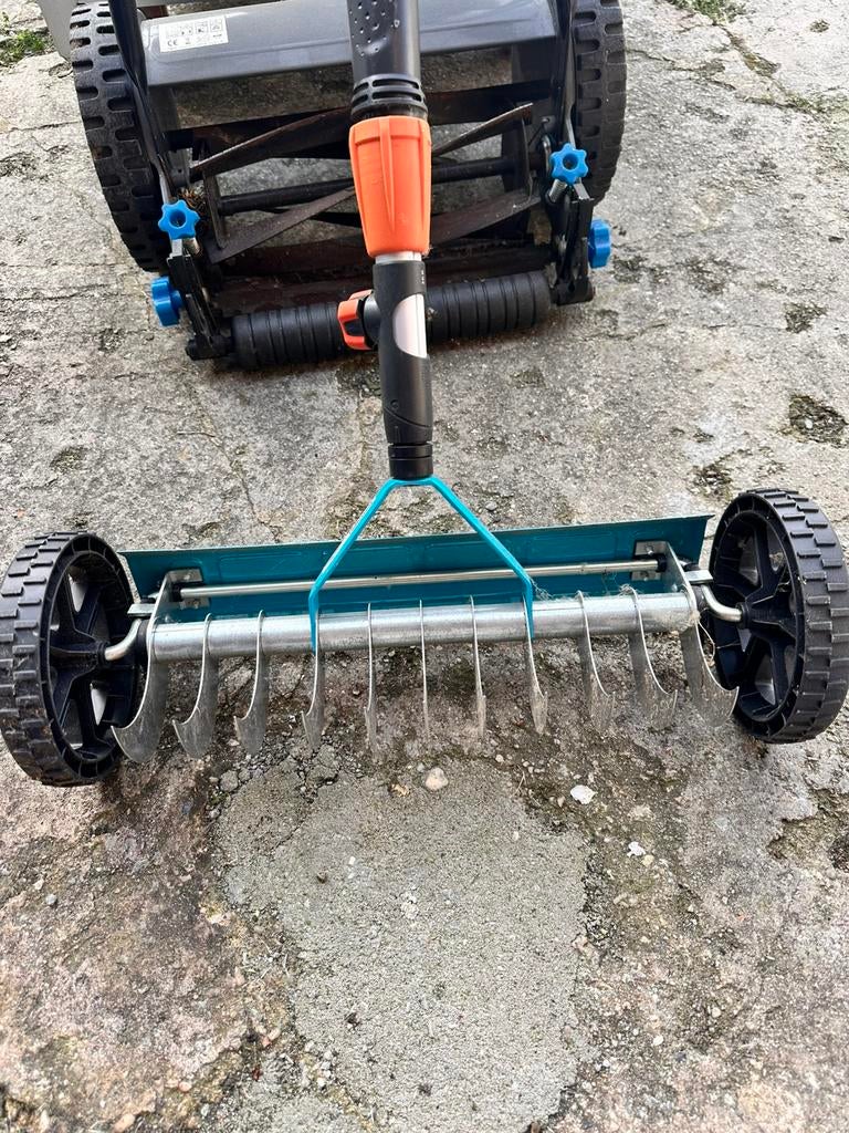 Verticuteer apparaat, Ophalen, Zo goed als nieuw