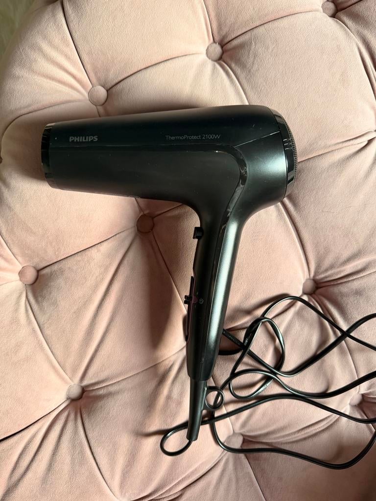 Philips ThermoProtect 2100W Föhn, Ophalen of Verzenden, Zo goed als nieuw, Föhn of Haardroger