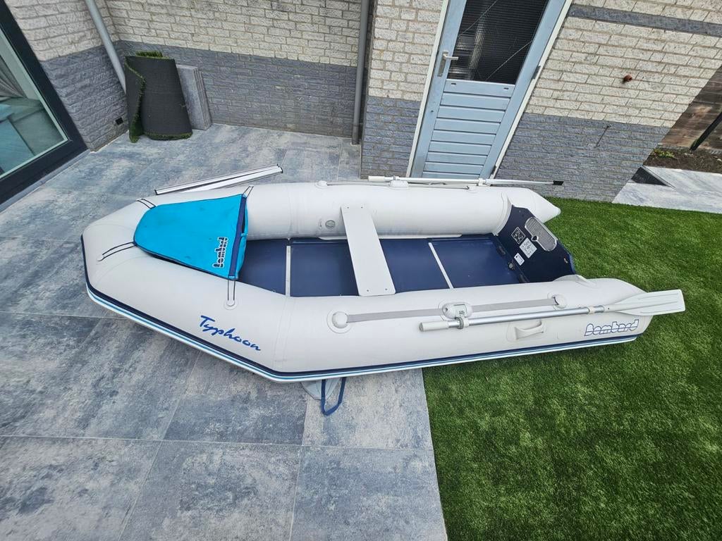 Zodiac Typhoon rubberboot  met 4PK yamaha buitenboordmotor, Watersport en Boten, Bootonderdelen, Ophalen, Gebruikt