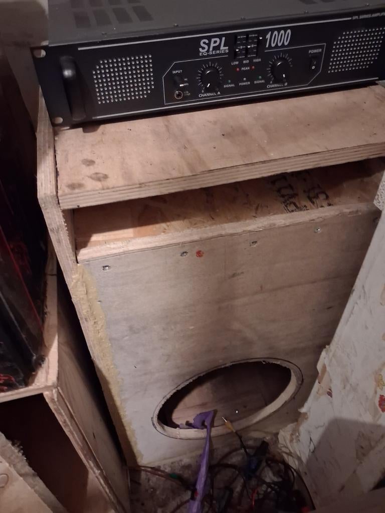 Subwoofer Behuizing 12 inch, Overige merken, Subwoofer, Ophalen of Verzenden, Zo goed als nieuw