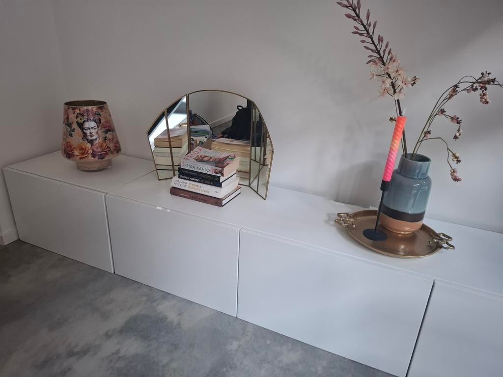 Hoogglans wit zwevend dressoir met 4 deuren, Ophalen, 25 tot 50 cm, 200 cm of meer