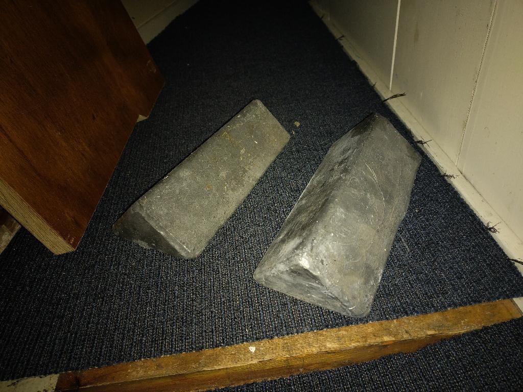 Loodbroodjes, Ophalen, Zo goed als nieuw