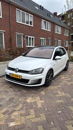 Volkswagen Golf 2.0 TDI 135KW 5D DSG 2014 Wit Sport & Sound, Auto's, Zwart, 4 cilinders, Lichtsensor, Wit