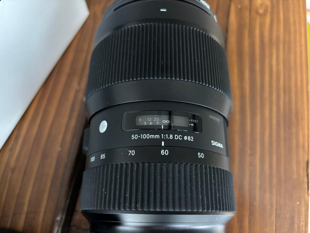 Sigma ART 50-100mm f/1.8 DC HSM EF-S mount, Ophalen of Verzenden, Zo goed als nieuw, Telelens, Zoom