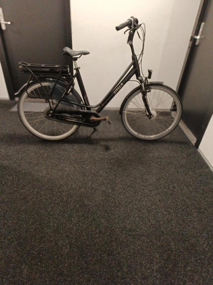 Stella Vicenza Nero limited edition, Fietsen en Brommers, Fietsen | Dames | Damesfietsen, Zo goed als nieuw, Overige merken, Versnellingen