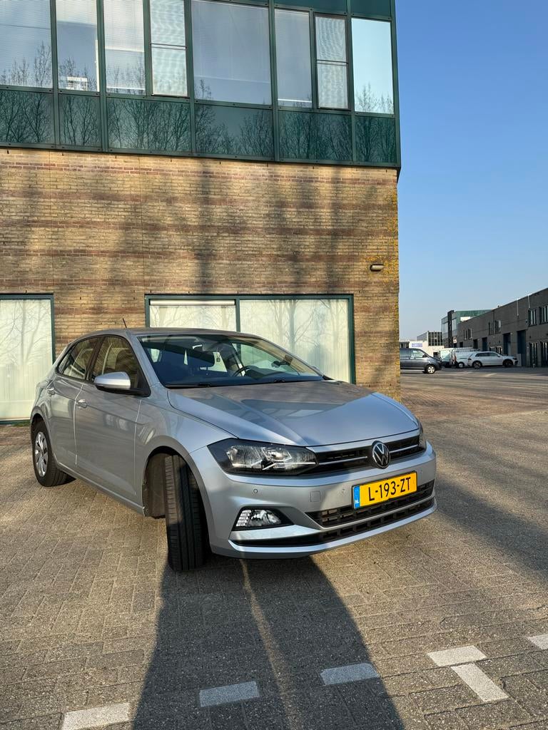 Volkswagen Polo 1.0 TSI 95pk 2021 Grijs, Voorwielaandrijving, 1063 kg, 49 €/maand, Origineel Nederlands