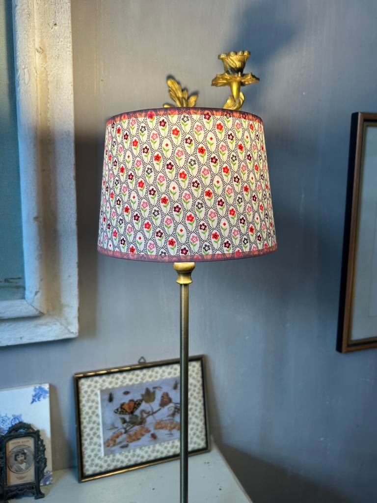 Schattig handgemaakt kapje, Ophalen, Rond, Minder dan 25 cm