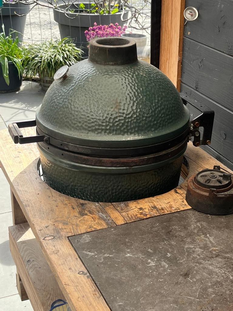 Green Egg barbecue, Ophalen of Verzenden, Gebruikt, Met accessoires