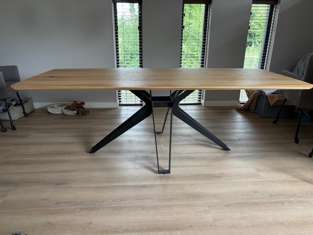 Massief eiken eettafel 220 verjonging 2 jr, kwaliteit ZGAN, Ophalen, Eikenhout, 200 cm of meer, 50 tot 100 cm