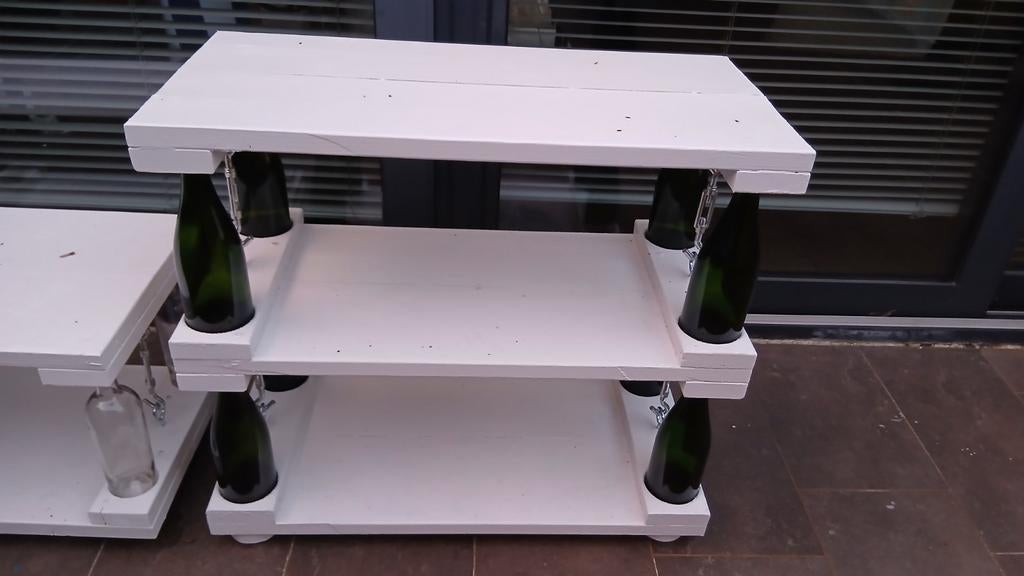 Unieke bijzettafel/plantentafel van hout en flessen, Ophalen, Minder dan 50 cm, 50 tot 100 cm, Minder dan 50 cm
