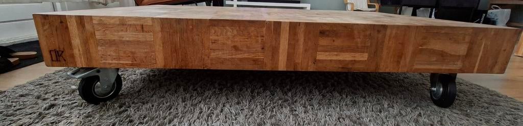 Salontafel op wielen met bijpassende kolom., Ophalen of Verzenden, 100 tot 150 cm, Minder dan 50 cm