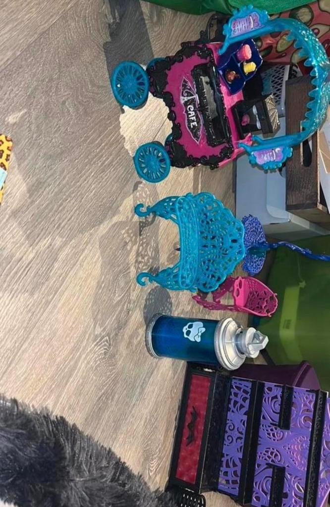 Barbie pop monsterhigh, Ophalen of Verzenden, Zo goed als nieuw, Barbie