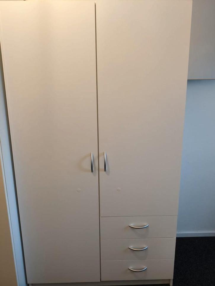 JYSK kast, Huis en Inrichting, Kasten | Kledingkasten, Zo goed als nieuw, 150 tot 200 cm, 100 tot 150 cm, 25 tot 50 cm, Met lade(s)