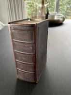 Antieke  bijbel 1881, Antiek en Kunst, Ophalen of Verzenden
