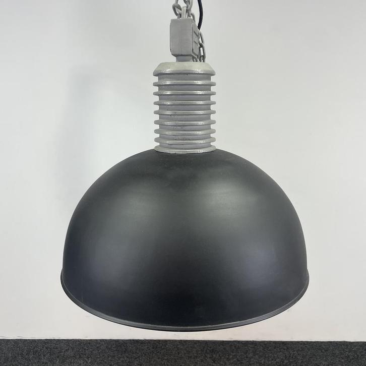 Frezoli Lozz Hanglamp - Zwarte Kap 25334, Huis en Inrichting, Lampen | Hanglampen, Nieuw, Minder dan 50 cm, Metaal, Ophalen