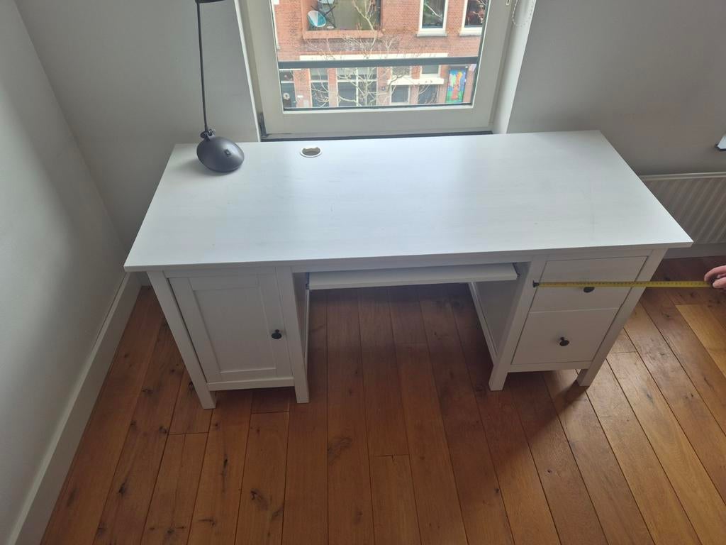 Stevig houten bureau met uitschuiflade, Ophalen, Gebruikt