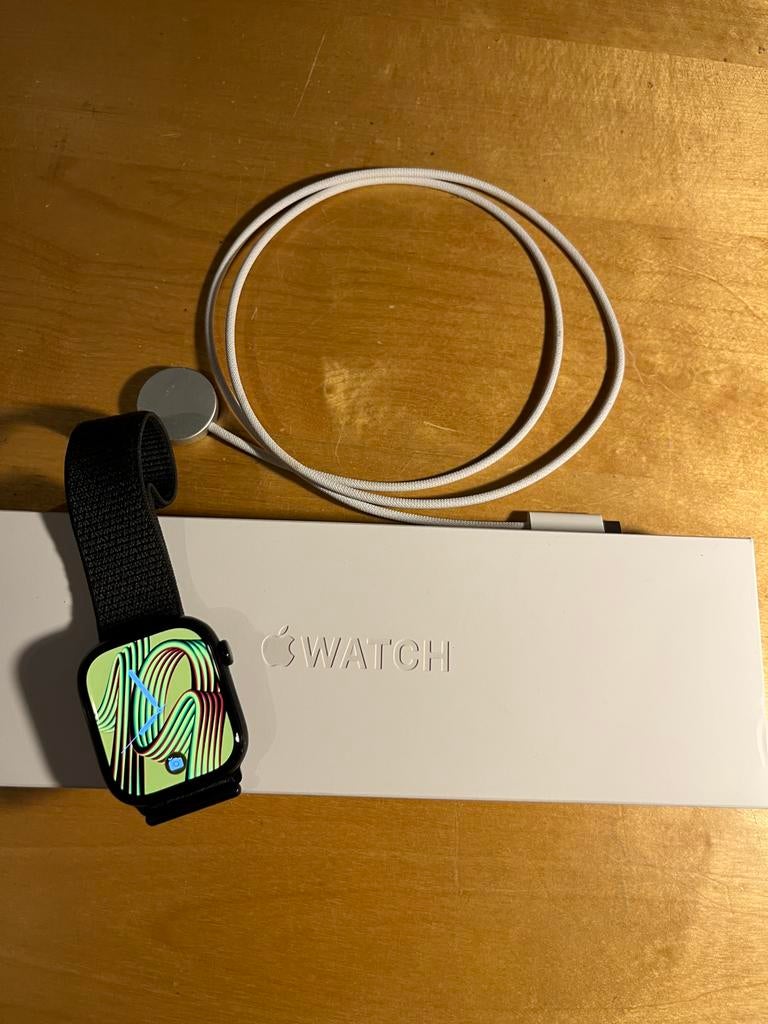 Apple Watch Series 10 - 46mm, Sieraden, Tassen en Uiterlijk, Smartwatches, Afstand, Zwart, IOS, Nieuw