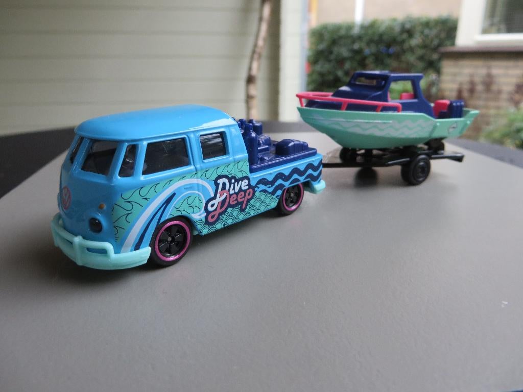 Majorette Volkswagen T1 Custom Pickup met Bootje op trailer, Ophalen of Verzenden, Zo goed als nieuw, Auto