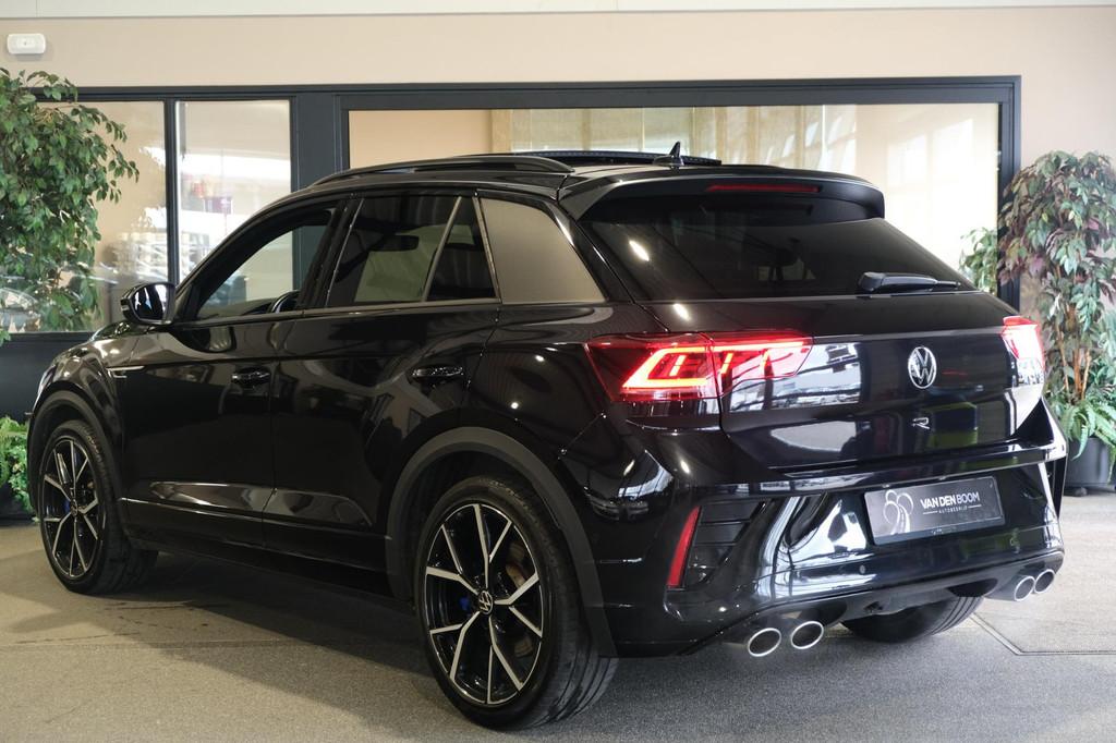 Volkswagen T-Roc 2.0 TSI 4Motion R 300PK Facelift Pano Leder, Auto's, Volkswagen, Automaat, USB, Gebruikt, Zwart