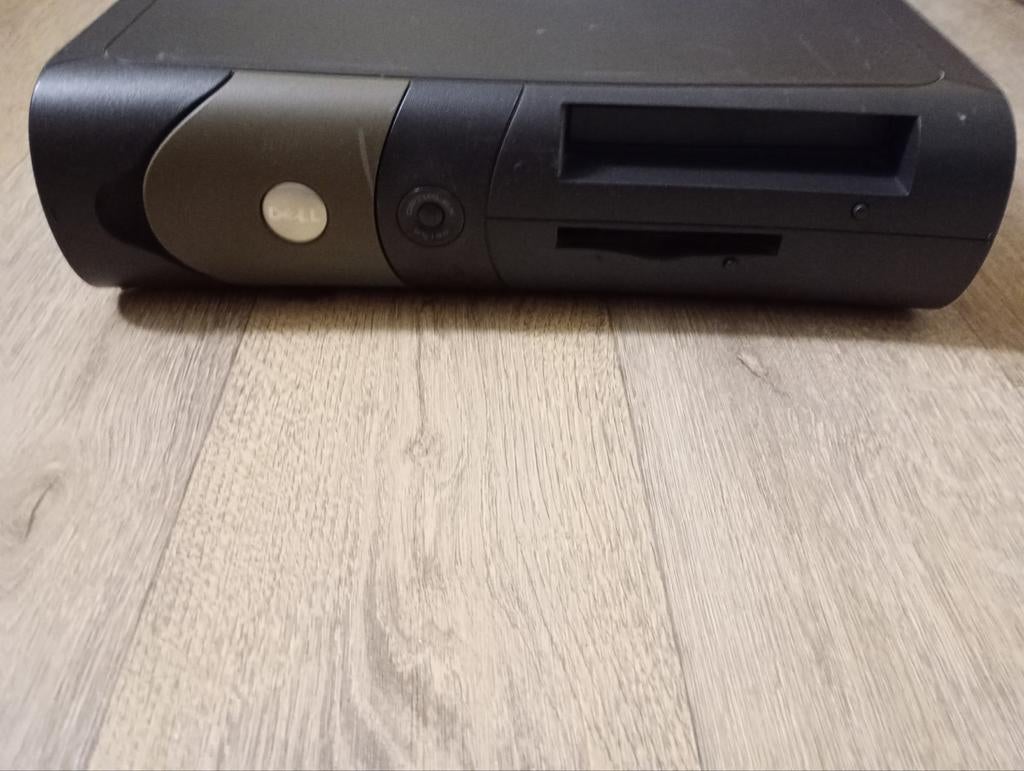 Dell GX 150 met extra onderdelen, Computers en Software, Ophalen