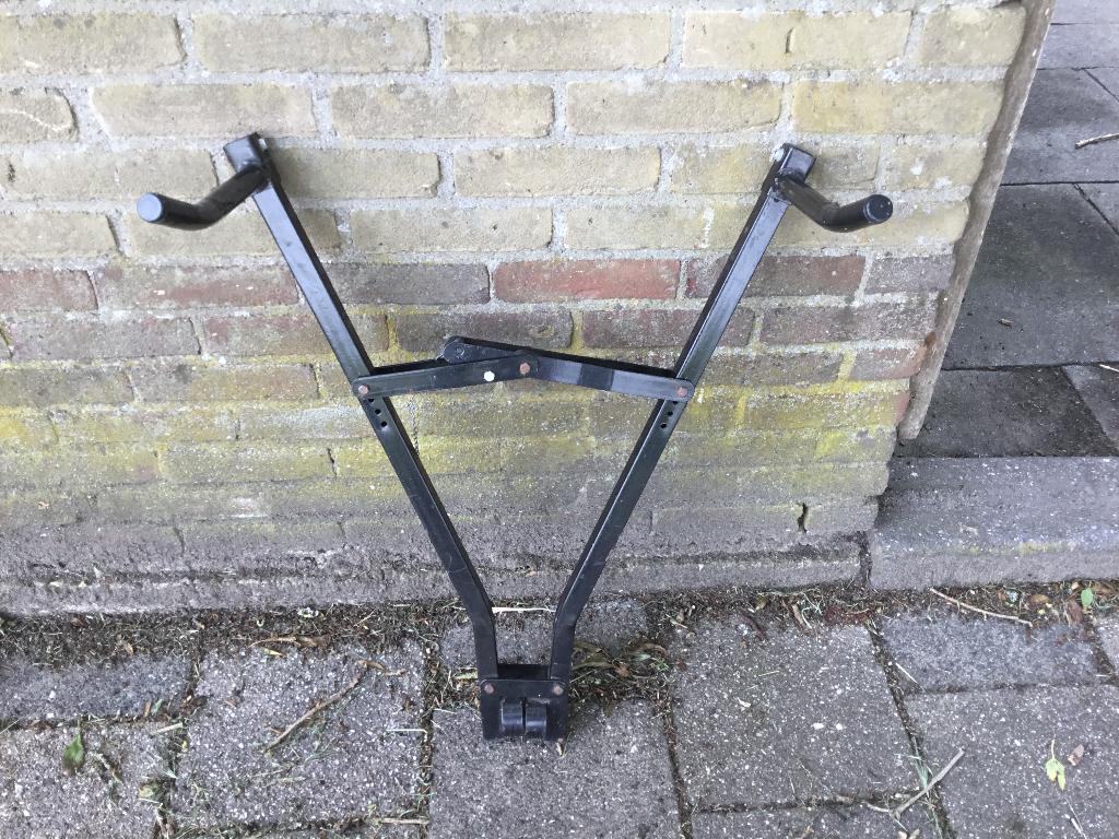 Fietsendrager, Ophalen, 2 fietsen, Gebruikt, Trekhaakdrager