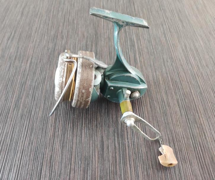 Ru Mer Zeemolen Medium Size # verzamel # vintage # nostalgie, Watersport en Boten, Hengelsport | Zeevissen, Gebruikt, Molen, Ophalen of Verzenden