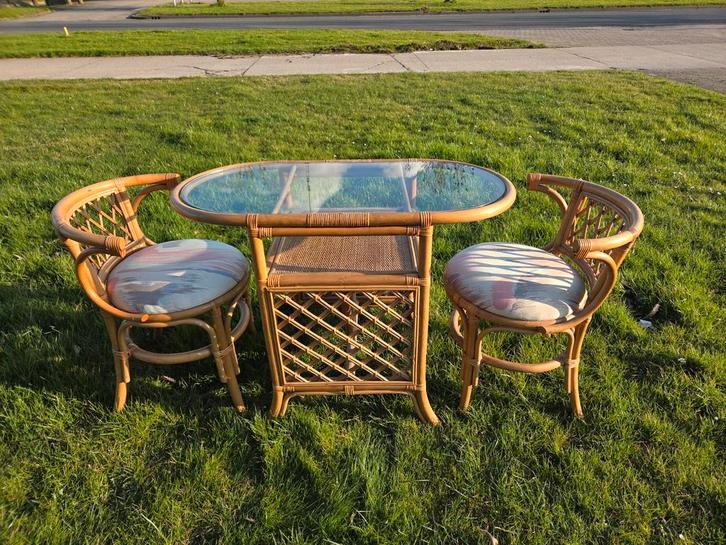 Vintage retro rotan Bohemian bistroset tafel met 2 stoelen, Verzamelen, Retro, Huis en Inrichting, Ophalen
