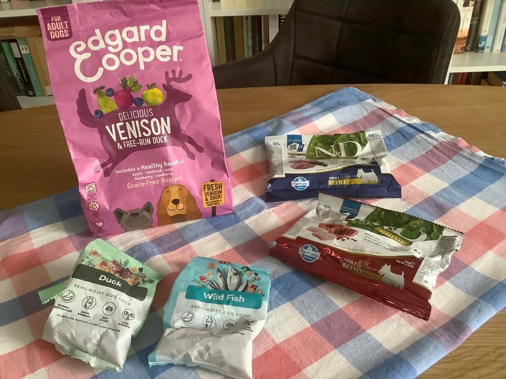 Zakjes honden brokjes, gratis, Dieren en Toebehoren, Ophalen, Hond