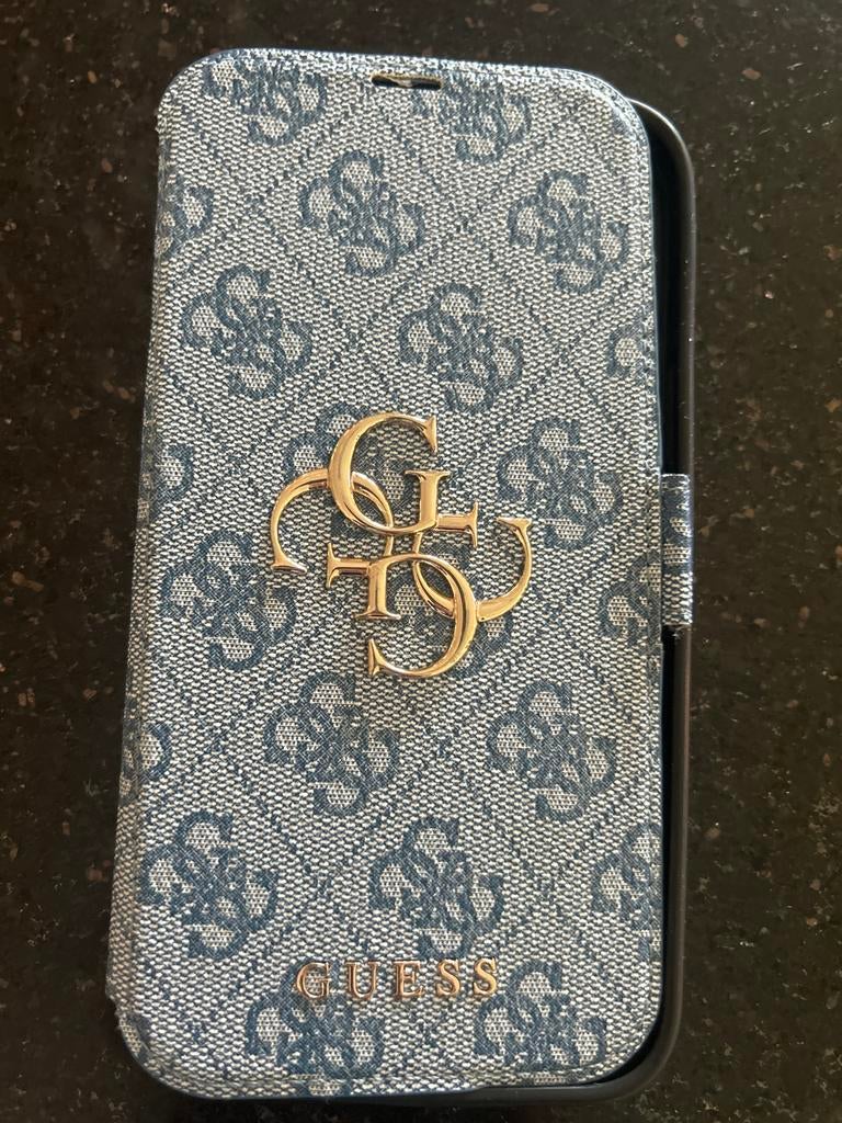 Guess iPhone Hoesje - Blauw Monogram - Zo goed als nieuw, Ophalen of Verzenden, Zo goed als nieuw, IPhone 12 Pro Max, Hoesje of Tasje