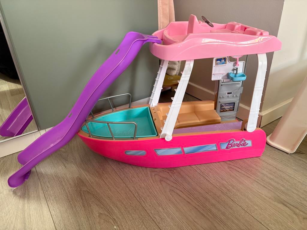 Barbie boot met glijbaan, Kinderen en Baby's, Ophalen, Zo goed als nieuw