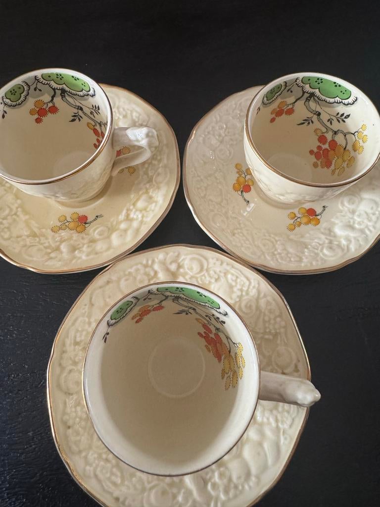3 vintage porseleinen Kop en schotel CROWN FLORENTINE MOMASA, Antiek en Kunst, Antiek | Servies los, Verzenden