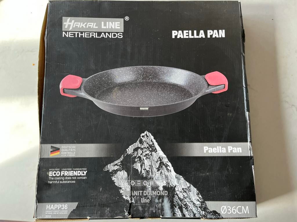 Nauwelijks gebruikte paella pan - Hakal line, Huis en Inrichting, Keuken | Potten en Pannen, Ophalen of Verzenden, Zo goed als nieuw