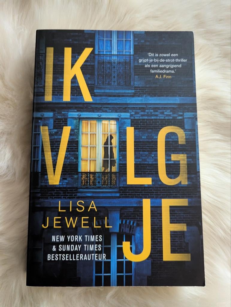 Ik volg je - Lisa Jewell, Boeken, Ophalen of Verzenden, Zo goed als nieuw