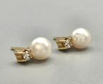 Vintage gouden oorbellen met parel en diamant. 2026/156., Ophalen of Verzenden, Goud, Oorbellen, Met edelsteen