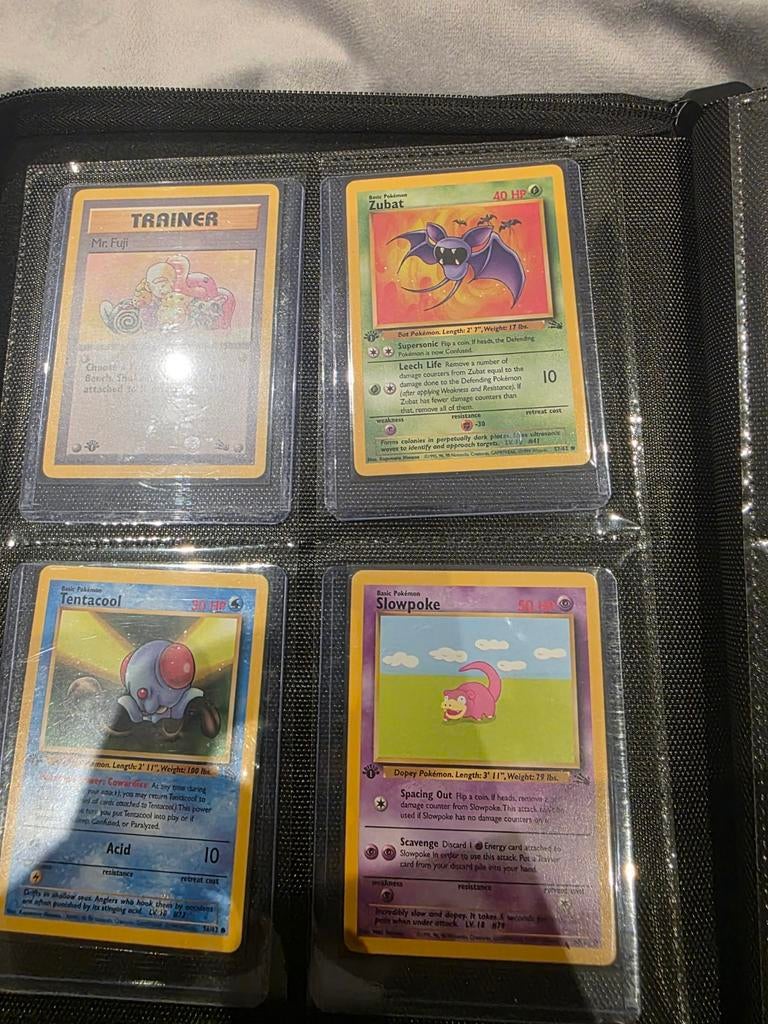 Pokemon 1st edition fossil 99% compleet, Hobby en Vrije tijd, Verzamelkaartspellen | Pokémon, Ophalen of Verzenden