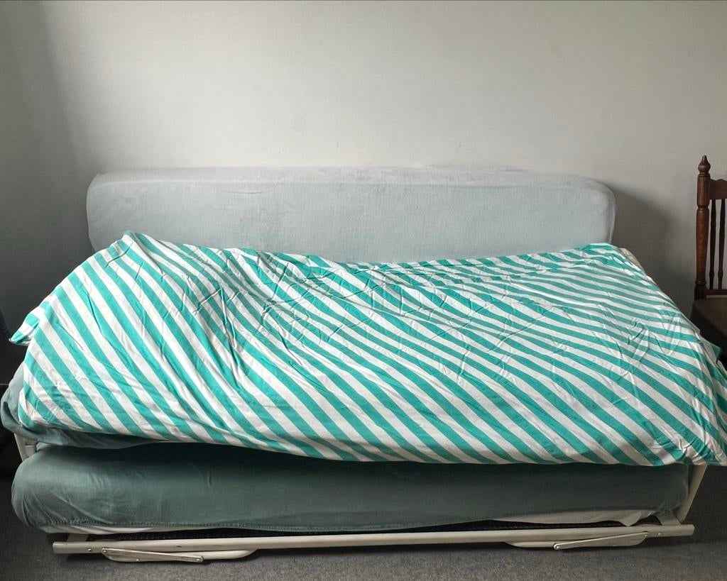 Onderschuifbed 80x190 cm - ideaal voor logeerpartijen, Huis en Inrichting, Slaapkamer | Bedden, Gebruikt, Eenpersoons, 80 cm, 190 cm of minder