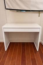 IKEA Micke Bureau Wit - Compact en Praktisch, Ophalen of Verzenden, Gebruikt, Bureau