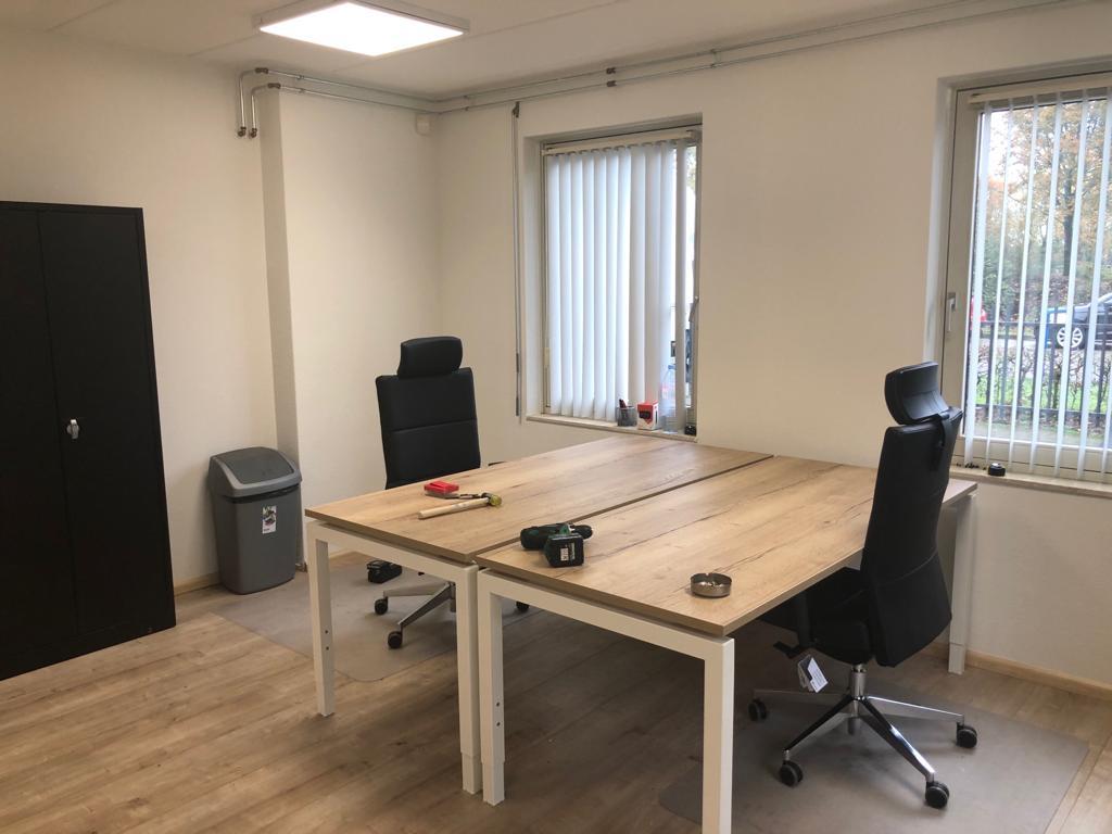 2 bureaus - ideaal voor kantoor of thuis, Ophalen, Hout, Zo goed als nieuw, Overige merken