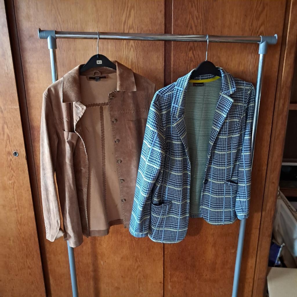 2 dames colberts, Ophalen of Verzenden, Gedragen, Maat 42/44 (L), Jasje