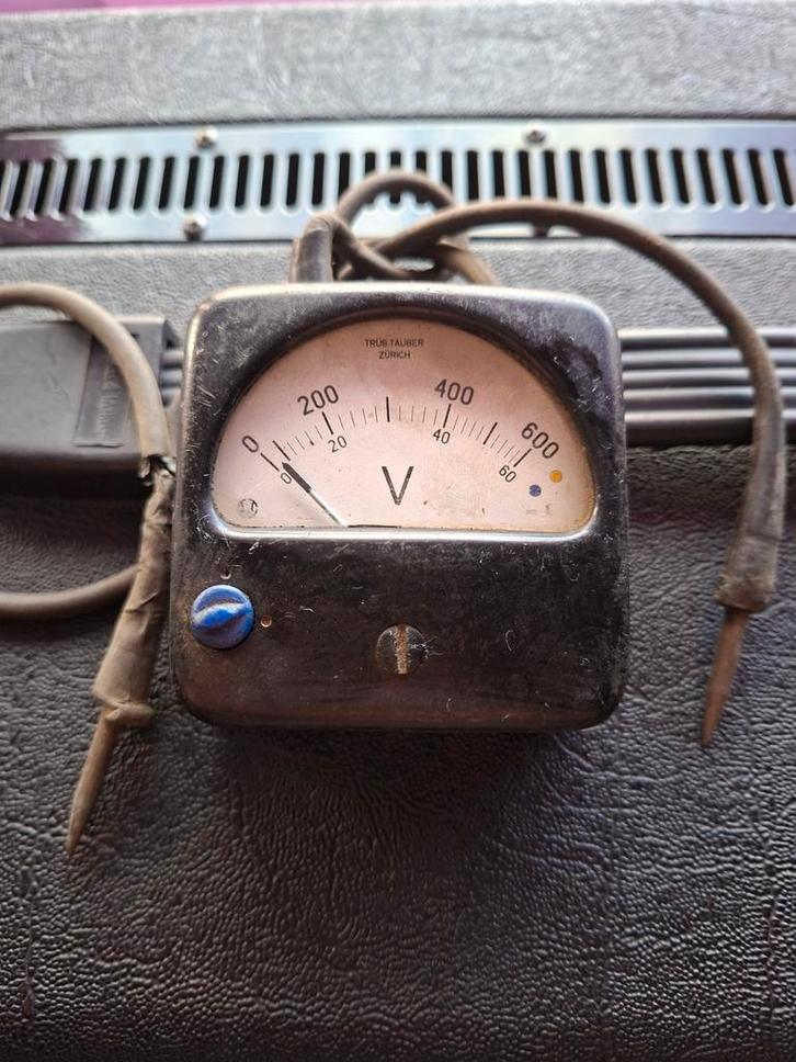 Vintage Voltmeter Trüb Tauber Zürich, Antiek en Kunst, Antiek | Woonaccessoires, Ophalen of Verzenden