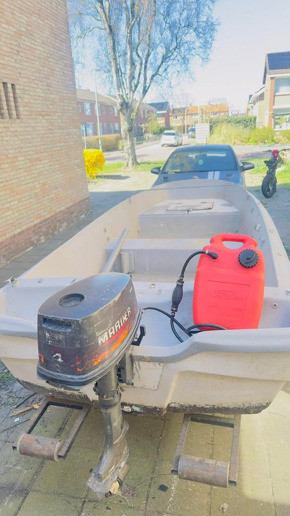Opknap Bootje met trailer  ophalen voor 300 vaste prijs, Watersport en Boten, Ophalen of Verzenden, Zo goed als nieuw, Overige typen