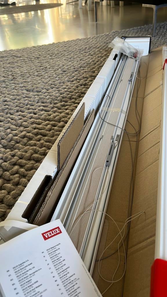 NIEUW: Origineel VELUX Plisségordijn (FHL UK04 1278SWL), Beige, Zo goed als nieuw, Minder dan 100 cm, 50 tot 100 cm