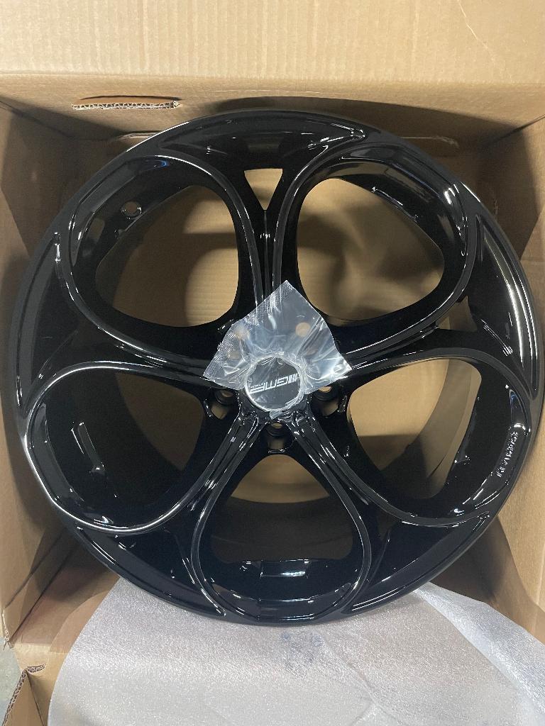 Velgen, Auto-onderdelen, Banden en Velgen, 18 inch, Velg(en), Overige, Nieuw