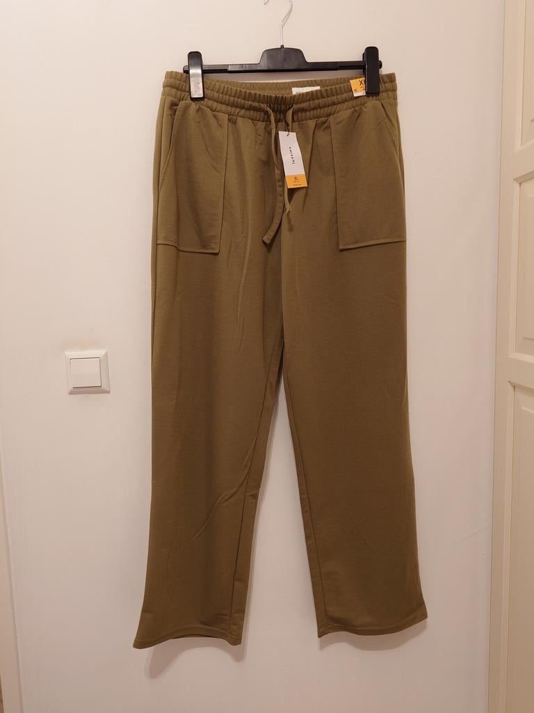 Dames Lefties lange broek rechte pijpen maat XL groen NIEUW, Kleding | Dames, Maat 46/48 (XL) of groter, Nieuw, Ophalen of Verzenden